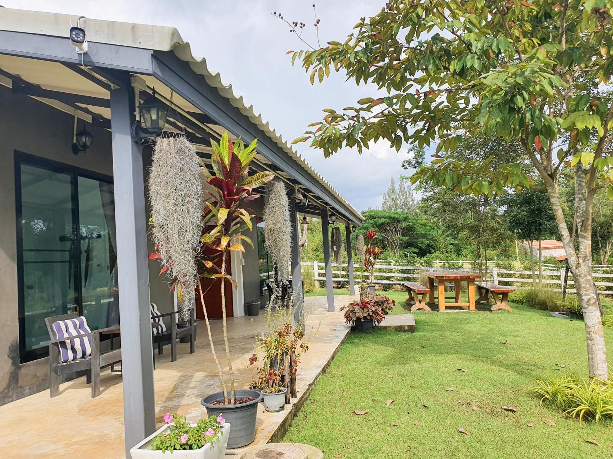 Dhanhill Bed&Cafe Ban Bu Khanun Luaran gambar